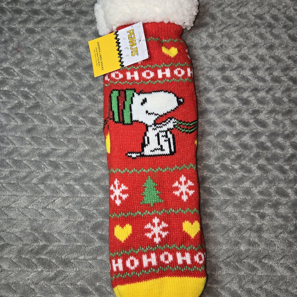 PEANUTS Snoopy & Woodstock Sherpa Lined Christmas Socks, Non-Slip One Size [NEW]